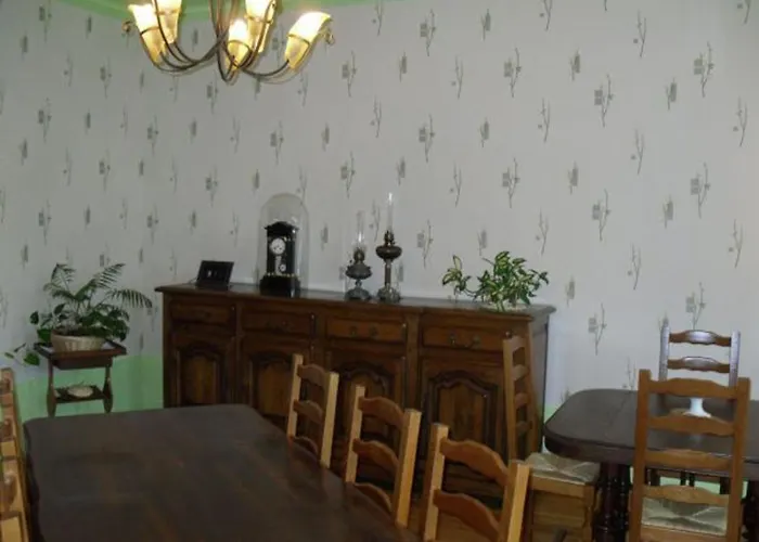 Avec 4 Charmantes Pres De Jeanne D'arc - Fr-1-585-146 Отель типа 